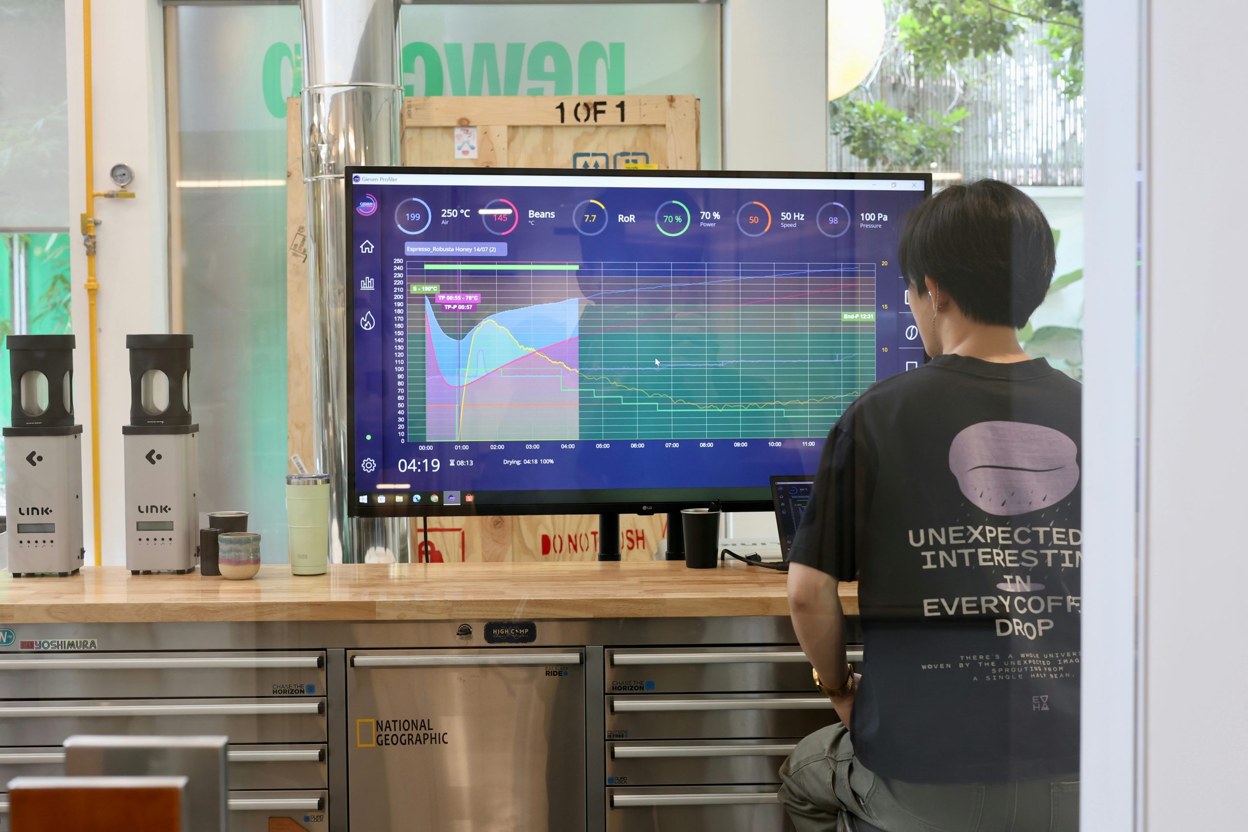 Integration of AI firms with institutional-grade trading terminals, ensuring millisecond execution and reliable access to global markets.