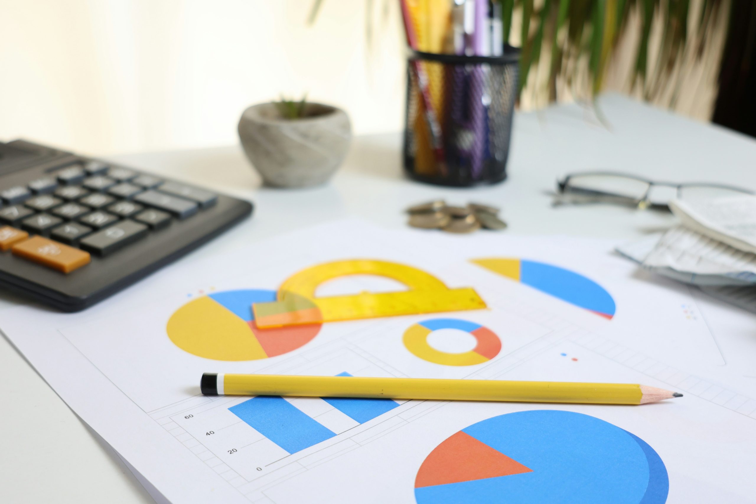 A visual representation of a multi-tiered commission structure, highlighting how different levels of Introducing Brokers benefit from balanced rebates and overrides.
